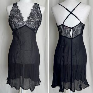 SOLD ❌ Victoria's Secret Y2K 100% SILK Sheer Femme Fetale Lace Nightgown Slip L
